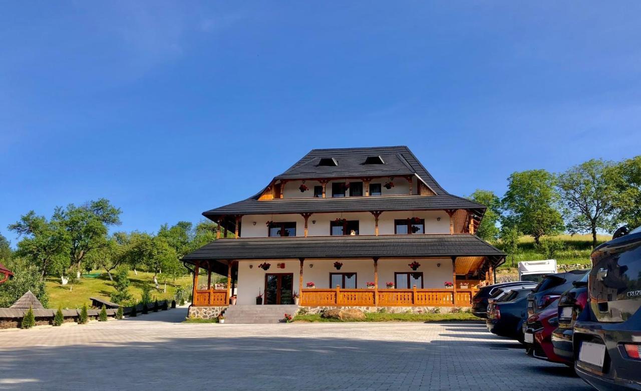 Pensiunea Roca Maramures Desze Kültér fotó